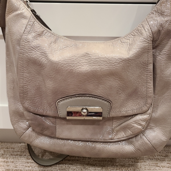 Coach Kristin Patent Leather hobo 19299 bag - Picture 12 of 13